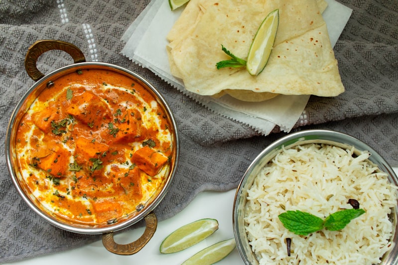 Paneer butter masala with roti